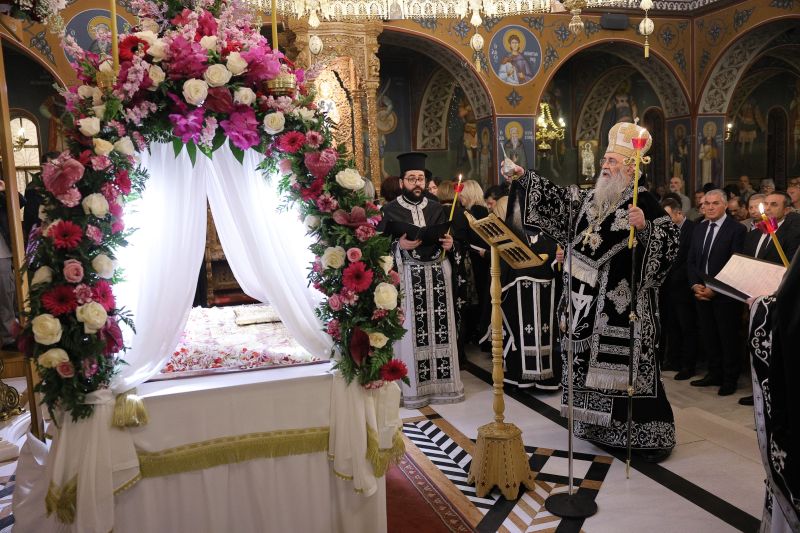  Η Ακολουθία του Επιταφίου στη Δράμα